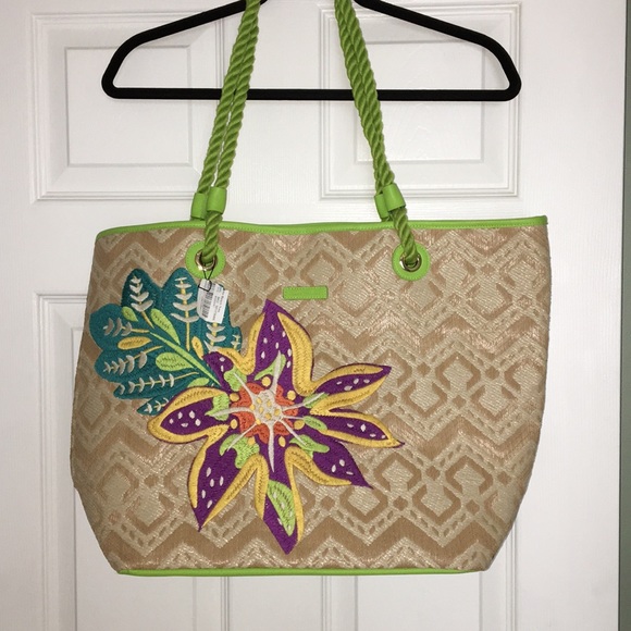 Vera Bradley Handbags - Vera Bradley Large Straw Tote